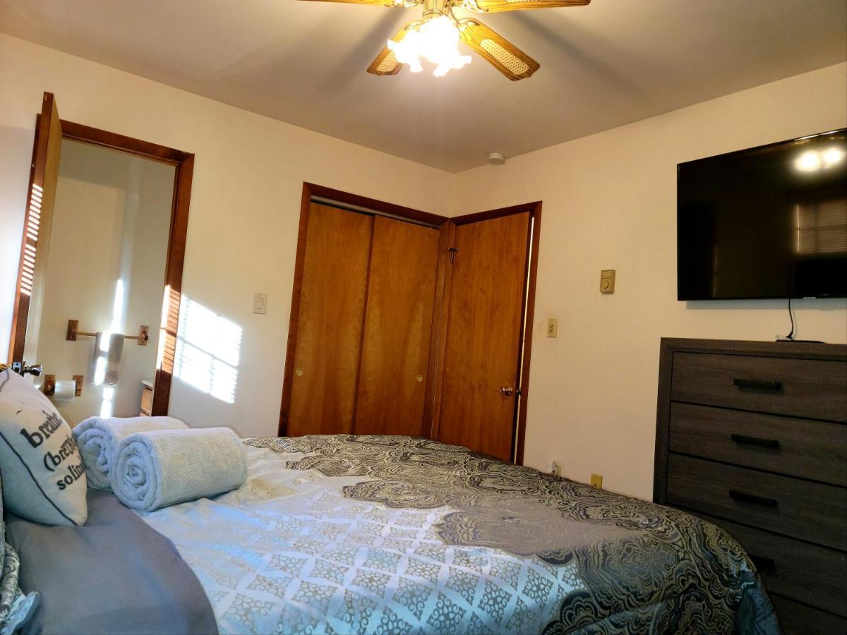 The Pocono'S Retreat With A Gameroom, Firepit, And Lake 布什基尔 外观 照片